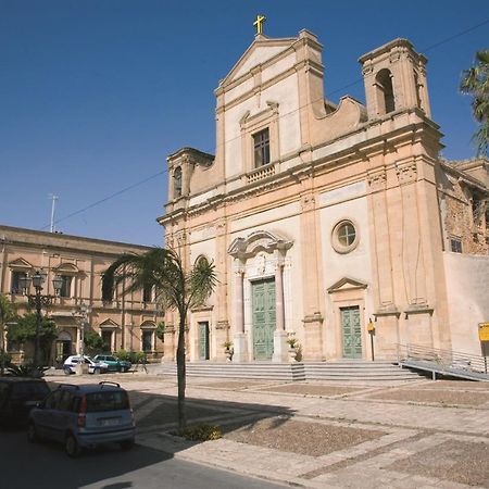 Villa Angolo Di Sicilia à Partanna Extérieur photo